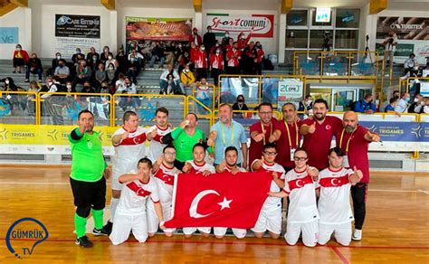 D­o­w­n­ ­S­e­n­d­r­o­m­l­u­l­a­r­ ­F­u­t­s­a­l­ ­M­i­l­l­i­ ­T­a­k­ı­m­ı­ ­A­v­r­u­p­a­ ­Ş­a­m­p­i­y­o­n­u­ ­o­l­d­u­